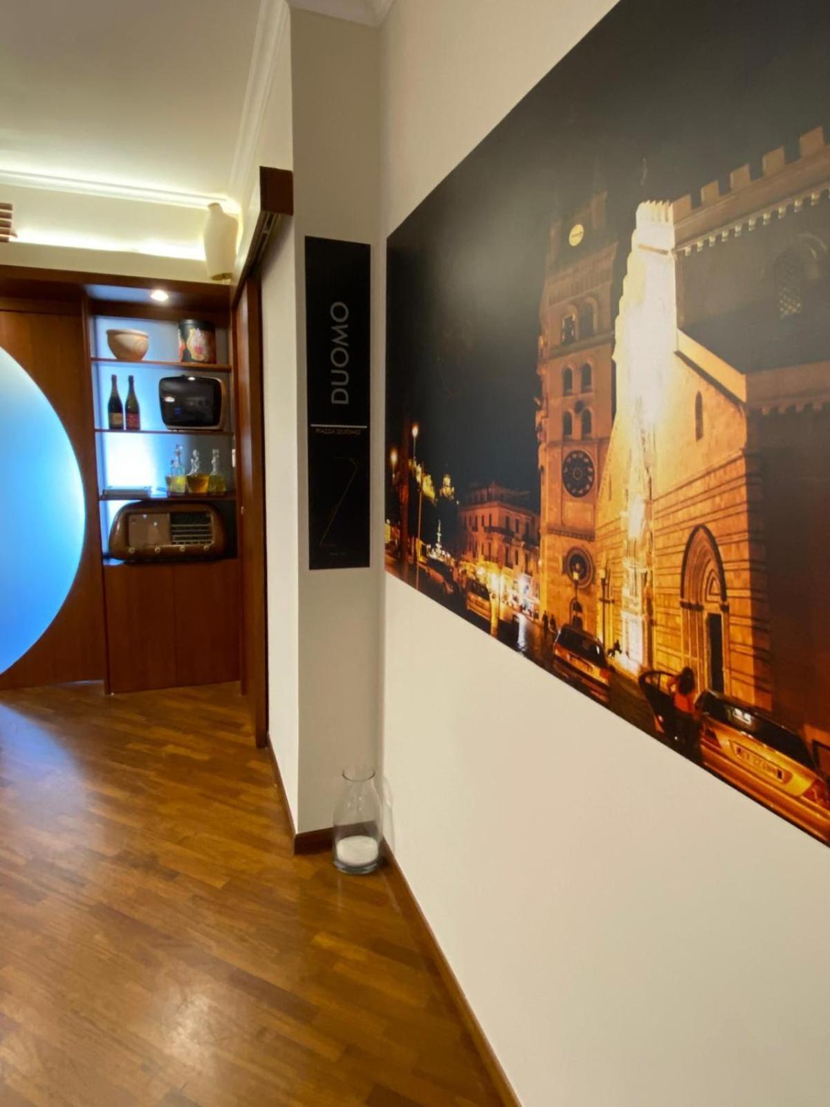 CASA BATTISTI MESSINA bellissimo appartamento in centro città ideale per FAMIGLIE o GRUPPI DI AMICI - max 3 camere, max 8 persone Extérieur photo