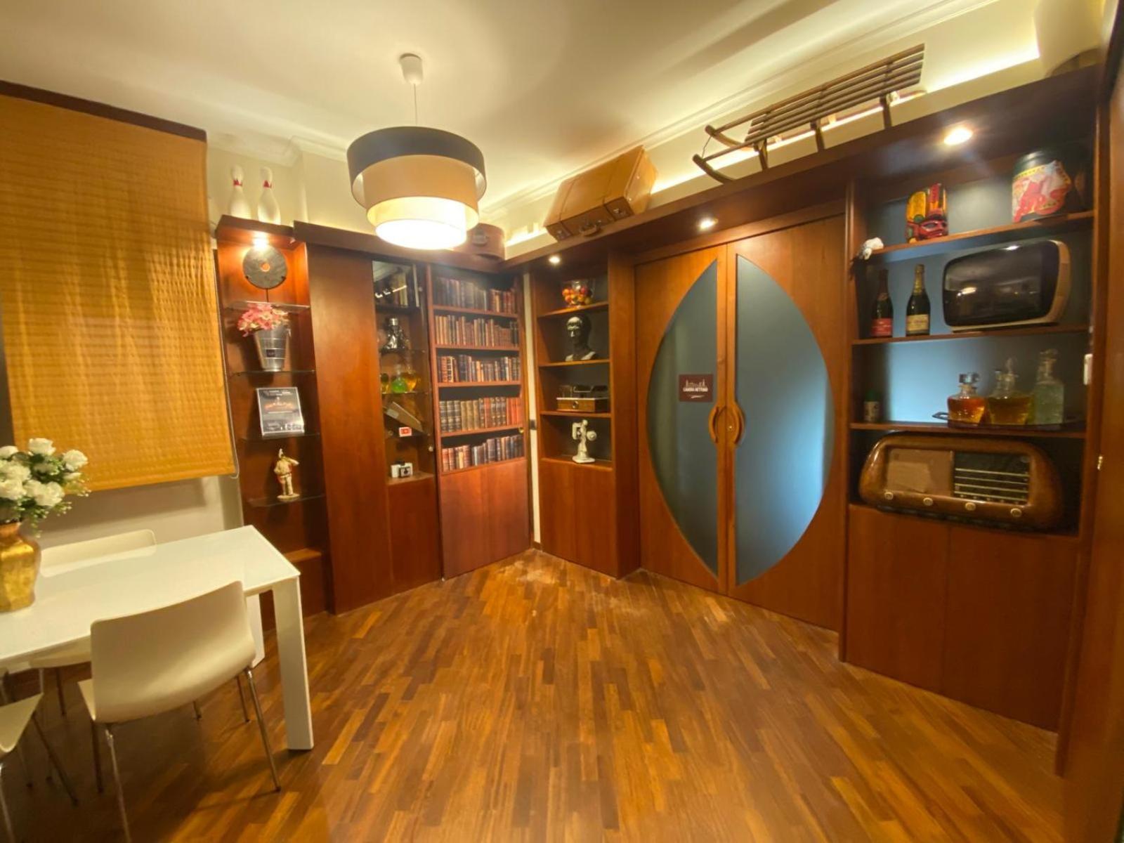 CASA BATTISTI MESSINA bellissimo appartamento in centro città ideale per FAMIGLIE o GRUPPI DI AMICI - max 3 camere, max 8 persone Extérieur photo